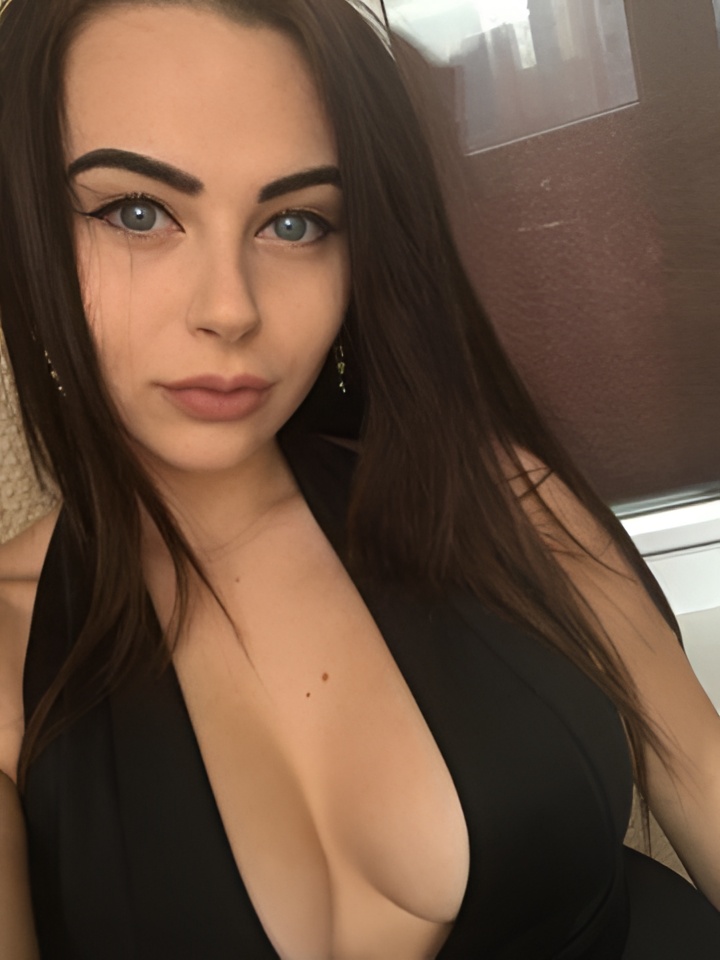 Эвелина привлекальеная девушка из Струнино цена от 2000 руб