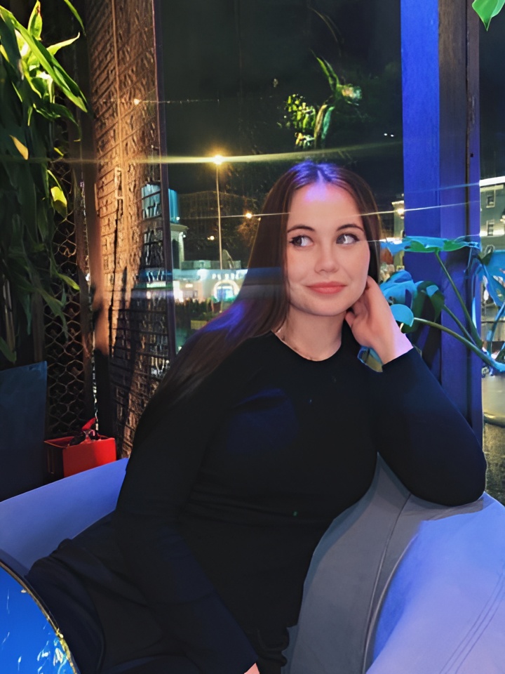 Софи привлекальеная девушка из Струнино цена от 2500 руб