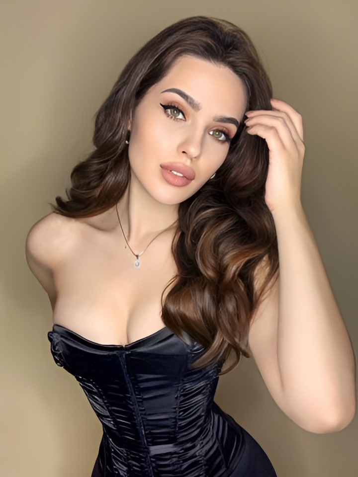 Варвара привлекальеная девушка из Струнино цена от 5000 руб