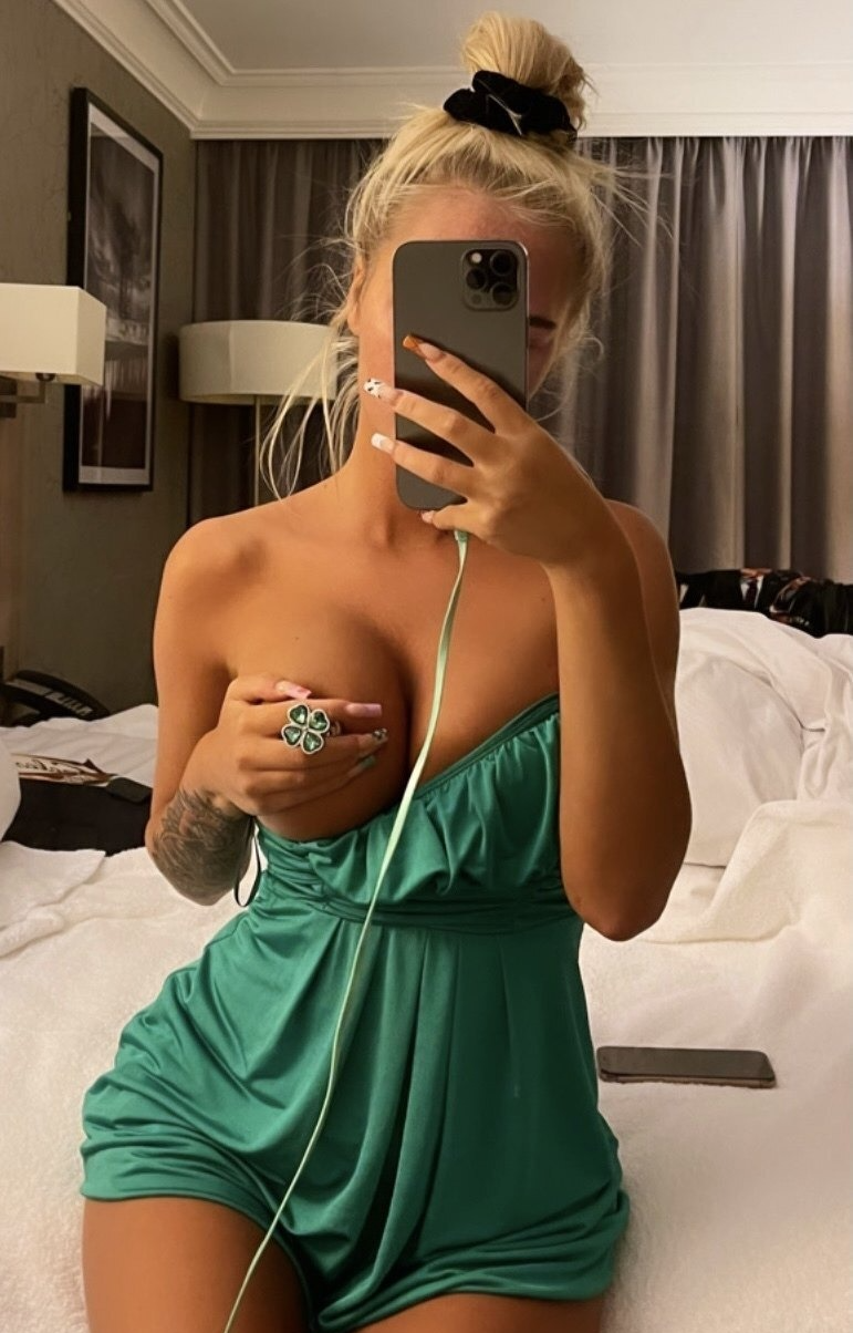 Рита привлекальеная девушка из Струнино цена от 6000 руб