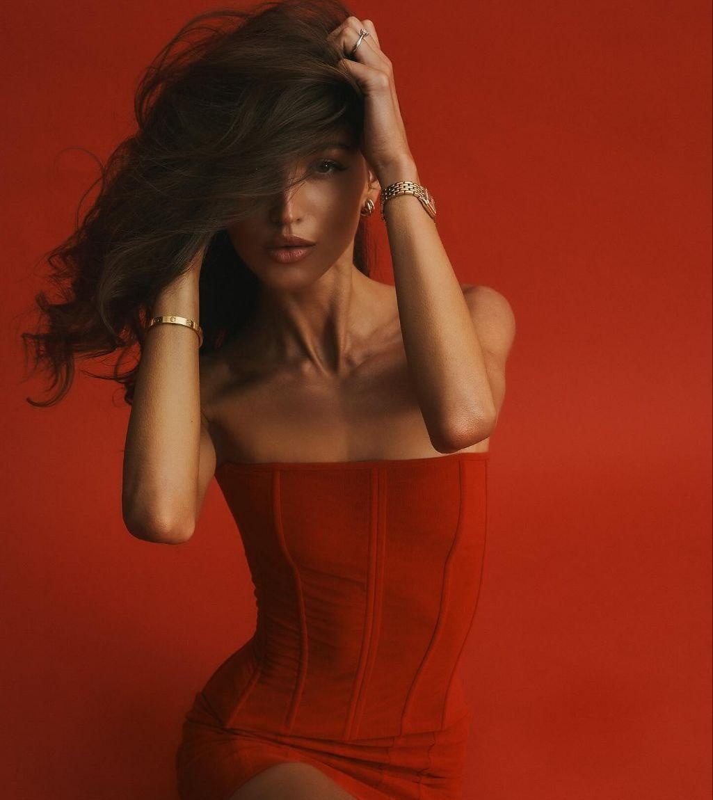 Зара привлекальеная девушка из Струнино цена от 5000 руб