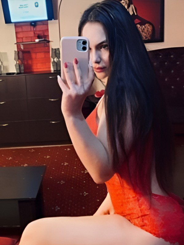 Элина привлекательная девушка из Струнино цена от 3000 руб