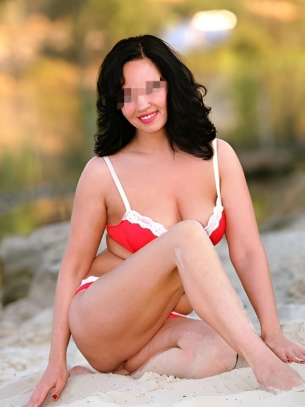 Регина привлекательная девушка из Струнино цена от 2000 руб