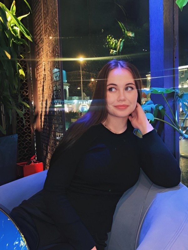 Софи привлекательная девушка из Струнино цена от 2500 руб